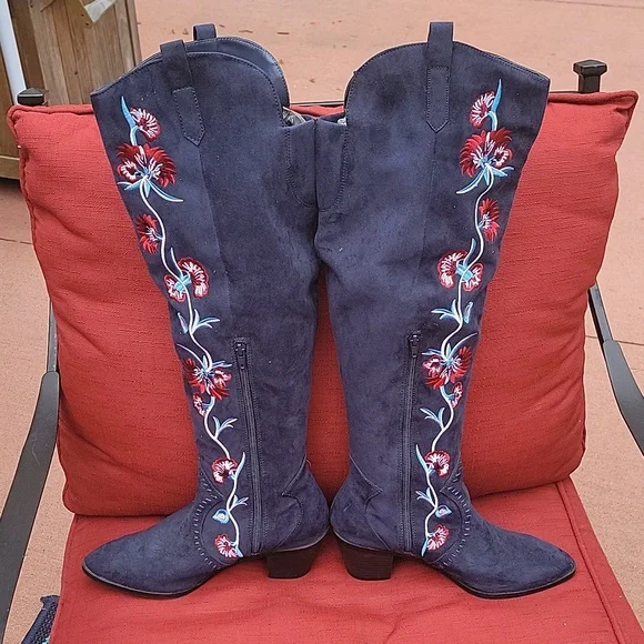 CARLOS by Carlos Santana Navy Suede Floral Over-the-knee Boots, 9.5 M - Picture 3 of 5